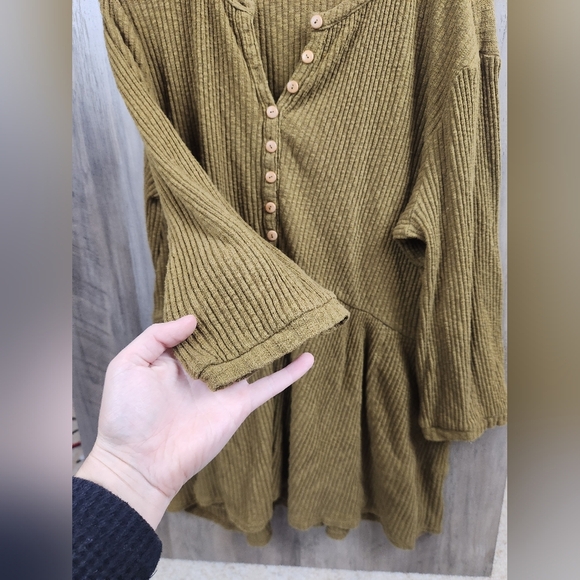 Free People Beach Blossom Button-Up T-Shirt Dress in Mustard Size XS/TP Women's - Picture 8 of 9